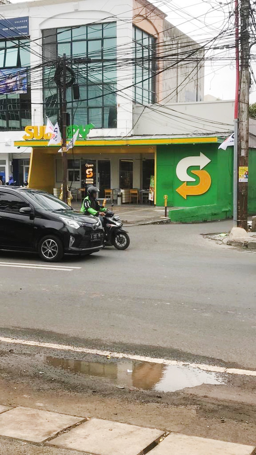 Ruko Siap Pakai Di Jl Raya Veteran Bintaro Jakarta Selatan