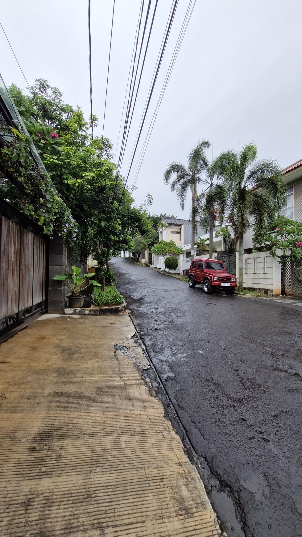 Rumah Hitung Tanah Cinere Harga Mendekati NJOP 