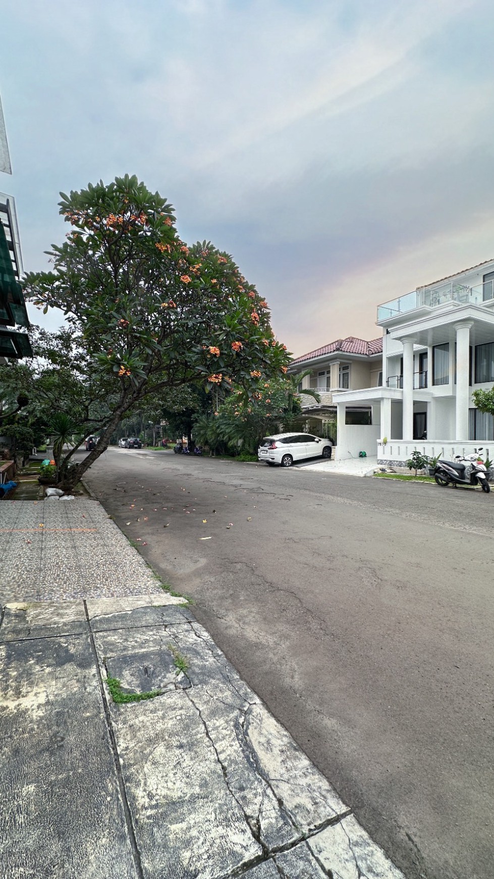 TURUN HARGA RUMAH MODERN MINIMALIS SIAP HUNI DI PURI BINTARO JAYA SEKTOR 9, TANGERANG SELATAN #CHRR