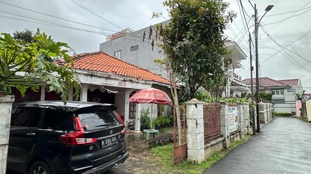 umah dan Bangunan hitung tanah di lokasi strategis Cilandak 