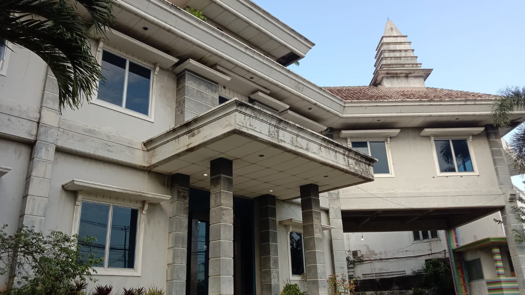 Dijual Tanah Includ Bangunan EX Kampus Sangat Strategis