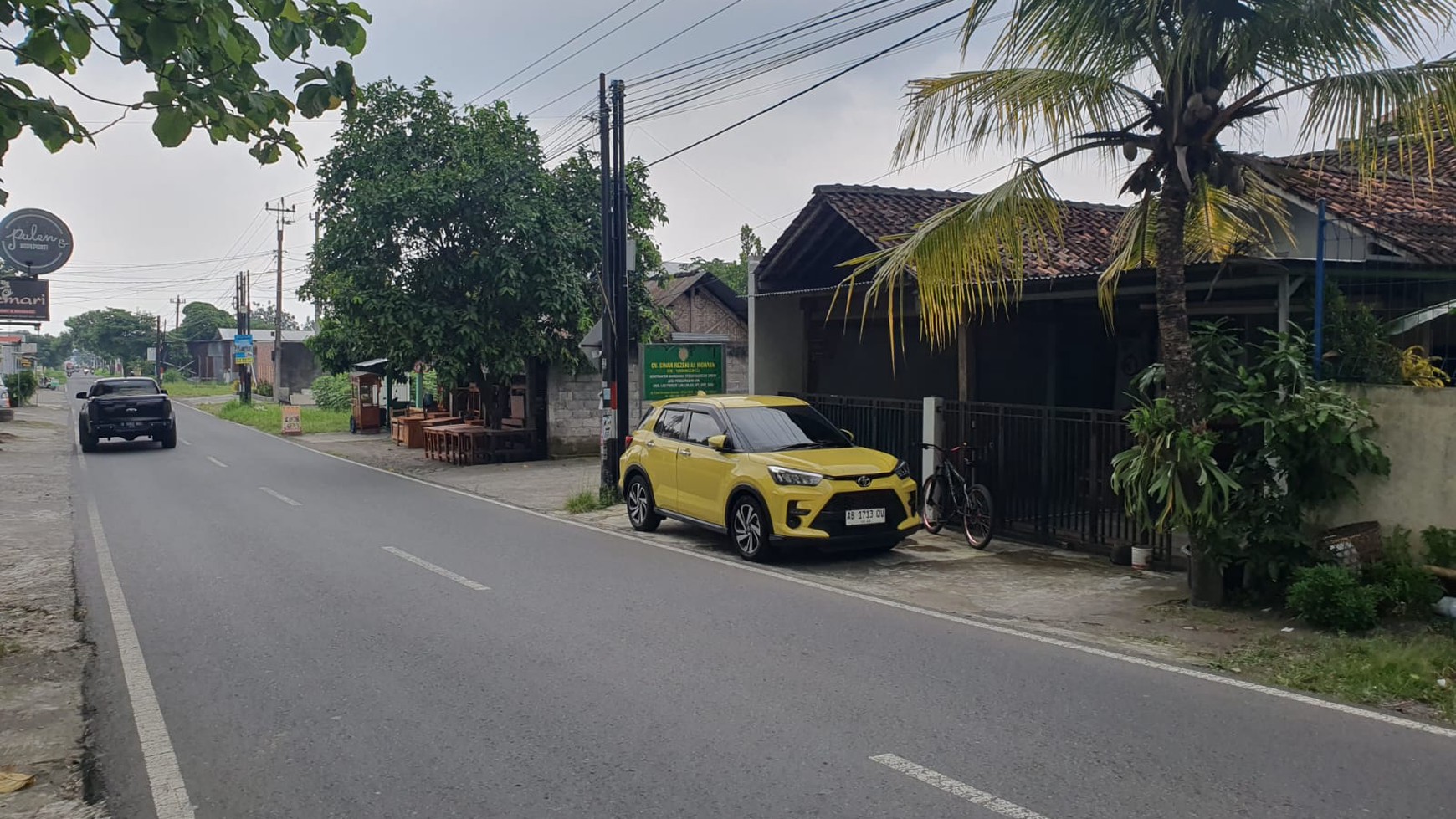 Tanah & Bangunan 2 Lantai Lokasi Kadirojo Kalasan Sleman 