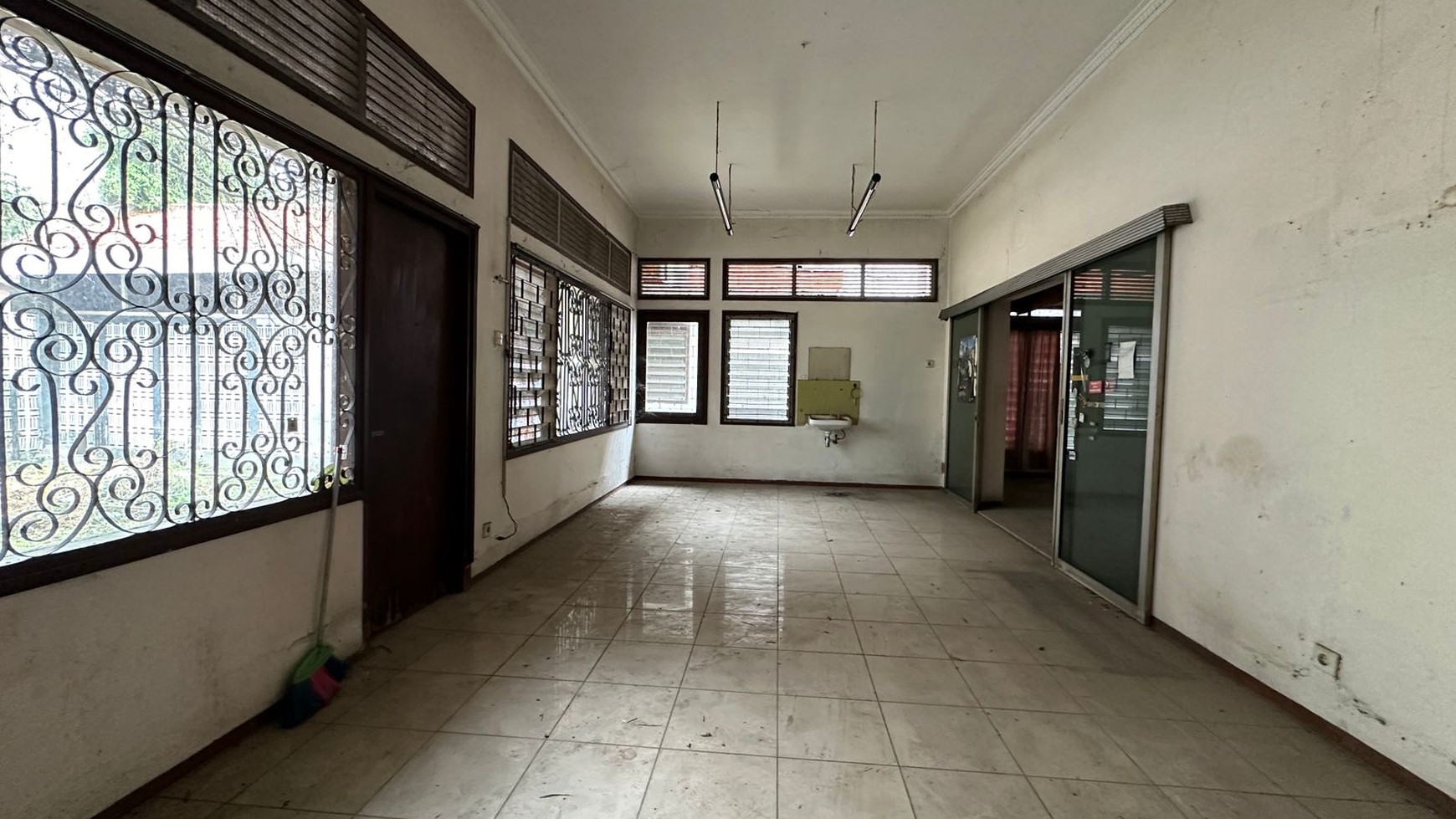 Dijual Rumah lama di  Jl. Tanjung - Menteng - Jakarta Pusat