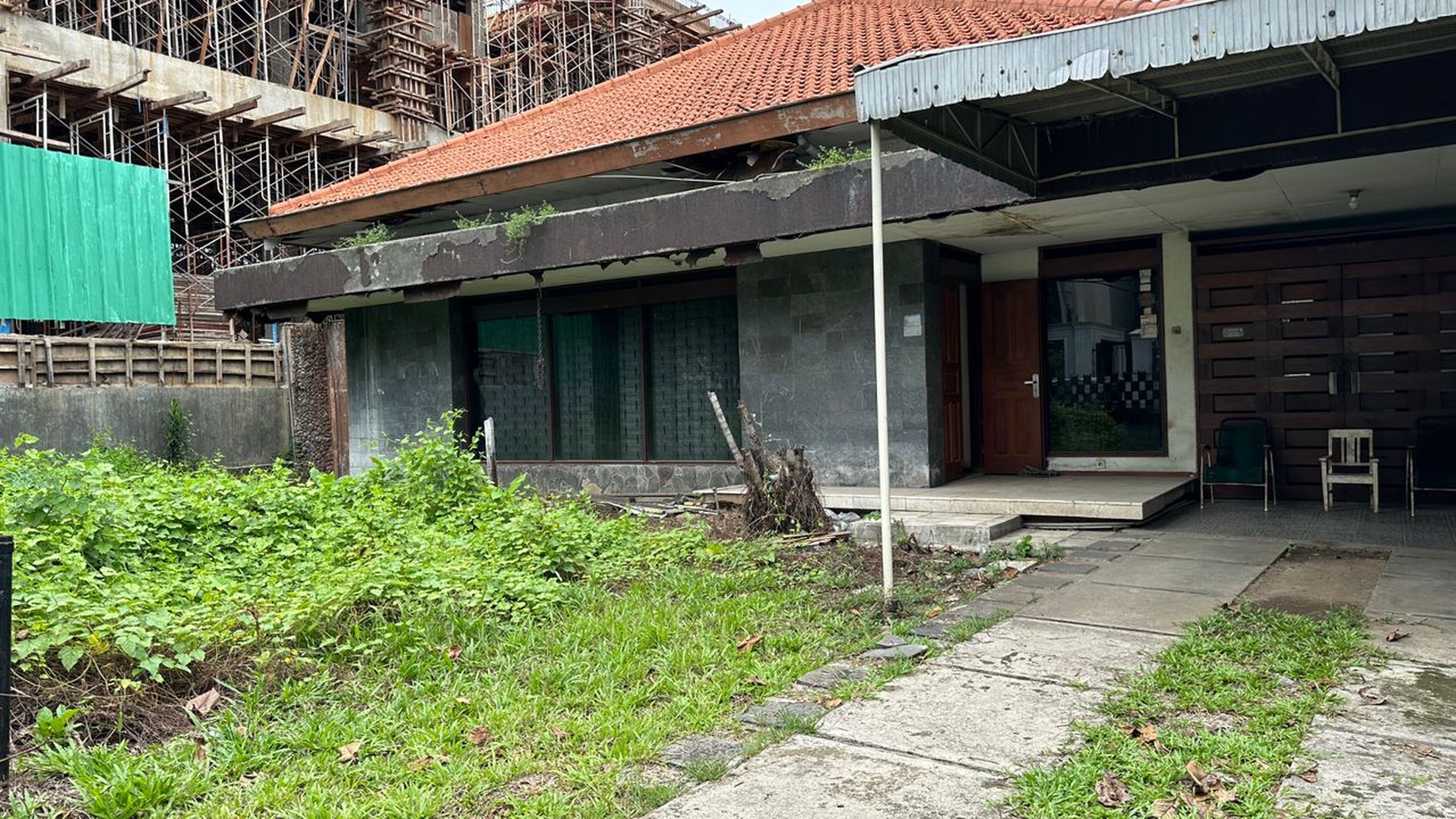 Dijual Rumah lama di  Jl. Tanjung - Menteng - Jakarta Pusat