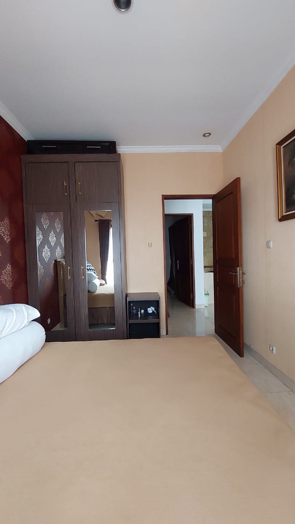 Rumah Siap Huni, Hunian Nyaman dan Exterior Mewah Nan Elegan @Bintaro Sektor 9