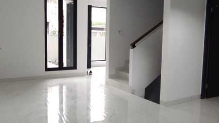 Rumah Baru di Mertilang Bintaro Jaya sektor 9.