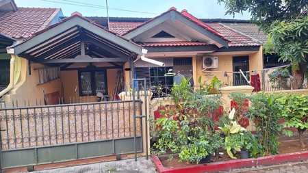 Rumah Luas Tanah 162 m2 di Griya Loka BSD City, Termurah 