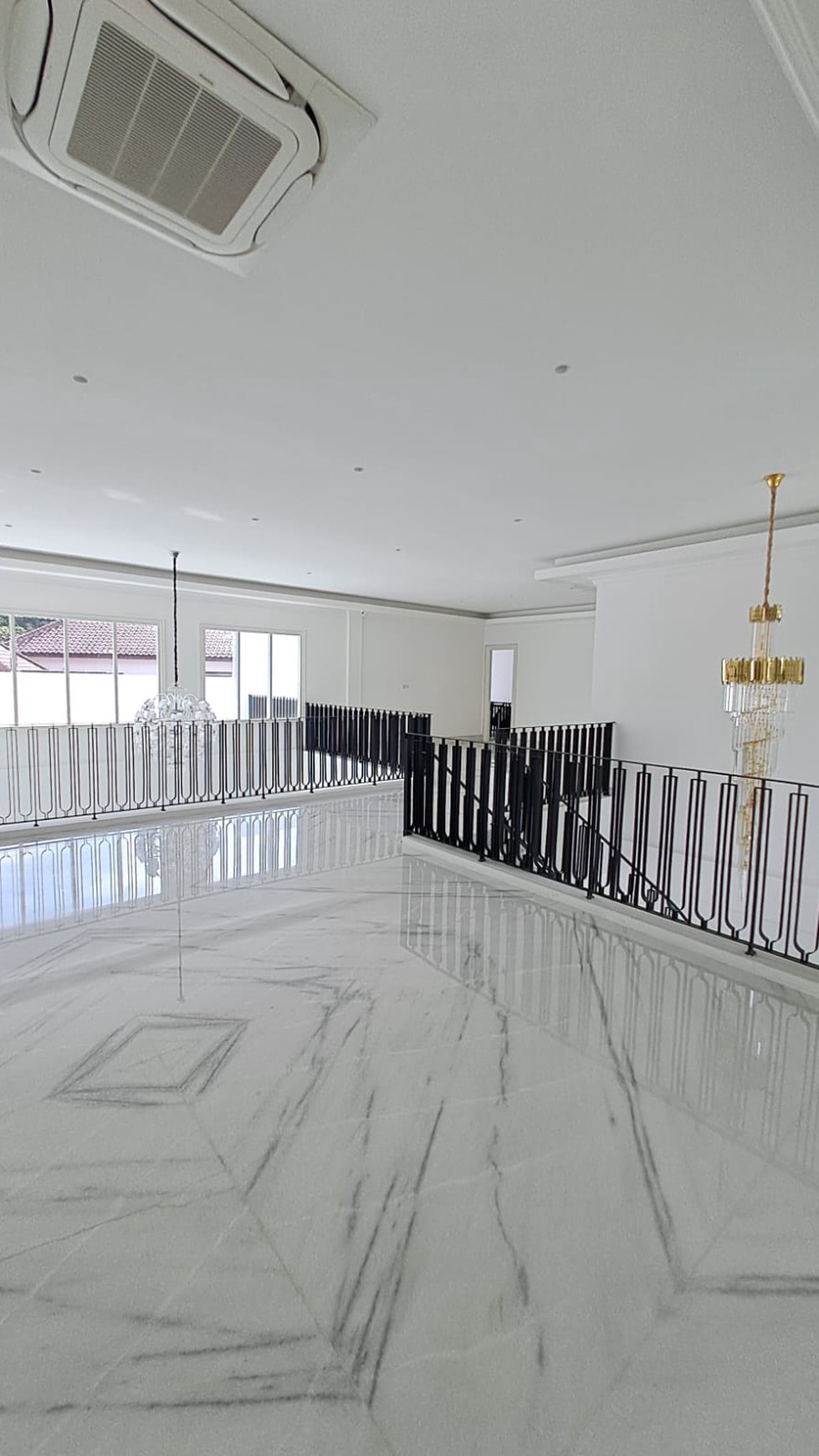 Rumah Brand New Dekat Bundaran HI Menteng Jakarta Pusat