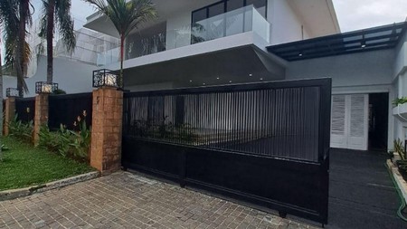 Rumah Modern 2 Lantai Di Pondok Indah Jakarta Selatan