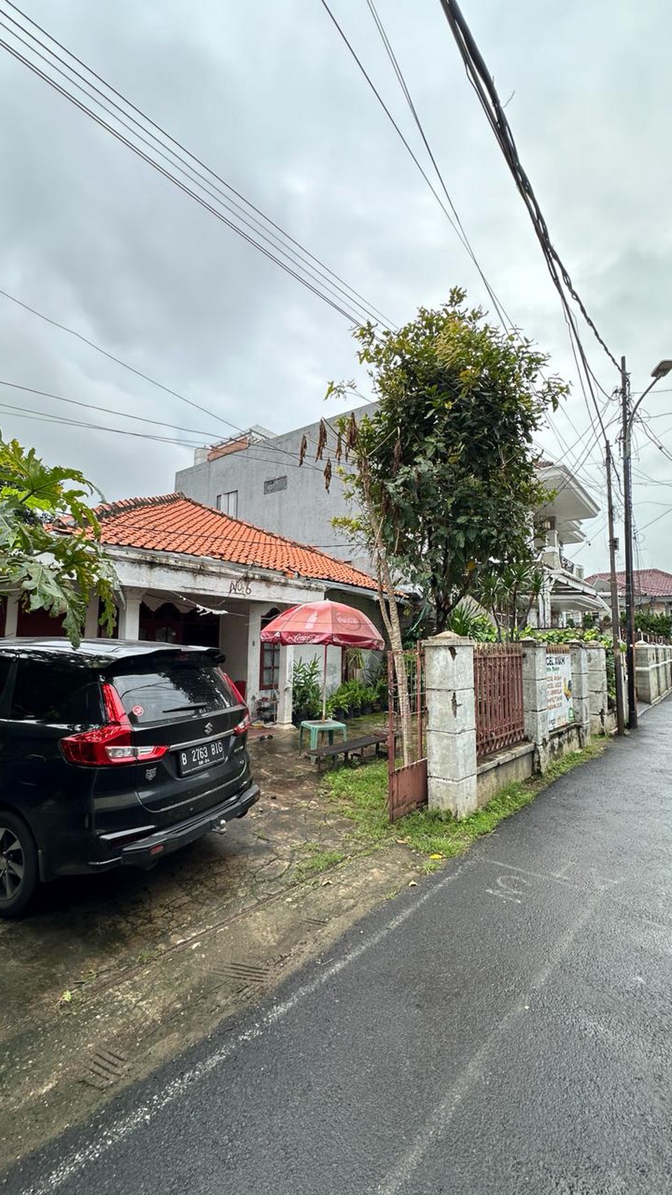 Rumah dan Bangunan hitung tanah di lokasi strategis Cilandak