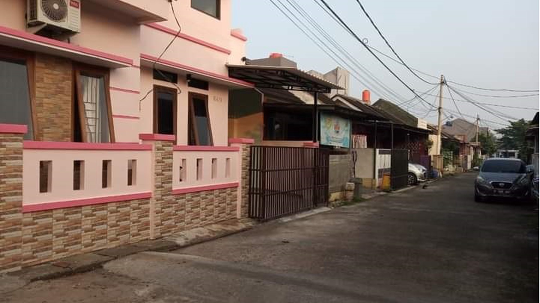 Dijual cepat turun harga rumah murah dan strategis  bangunan baru di area Serpong selatan