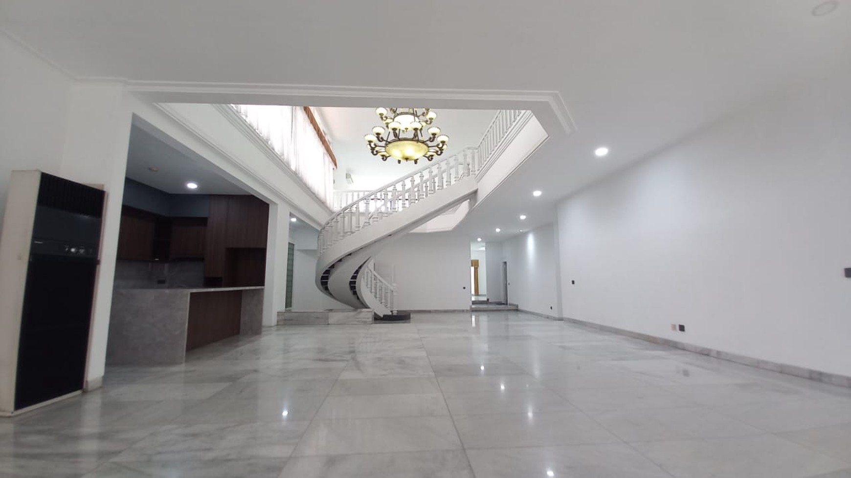 Rumah 2 Lantai New Renovated Pondok Indah Jakarta Selatan