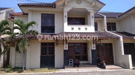 Rumah Mewah 7 Kamar di Perumahan Taman Indah Dekat Rs Panti Rini, Kalasan