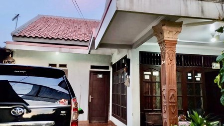 Rumah Bagus Di Jl Prof Lafran Pane RTM Kelapa Dua Depok
