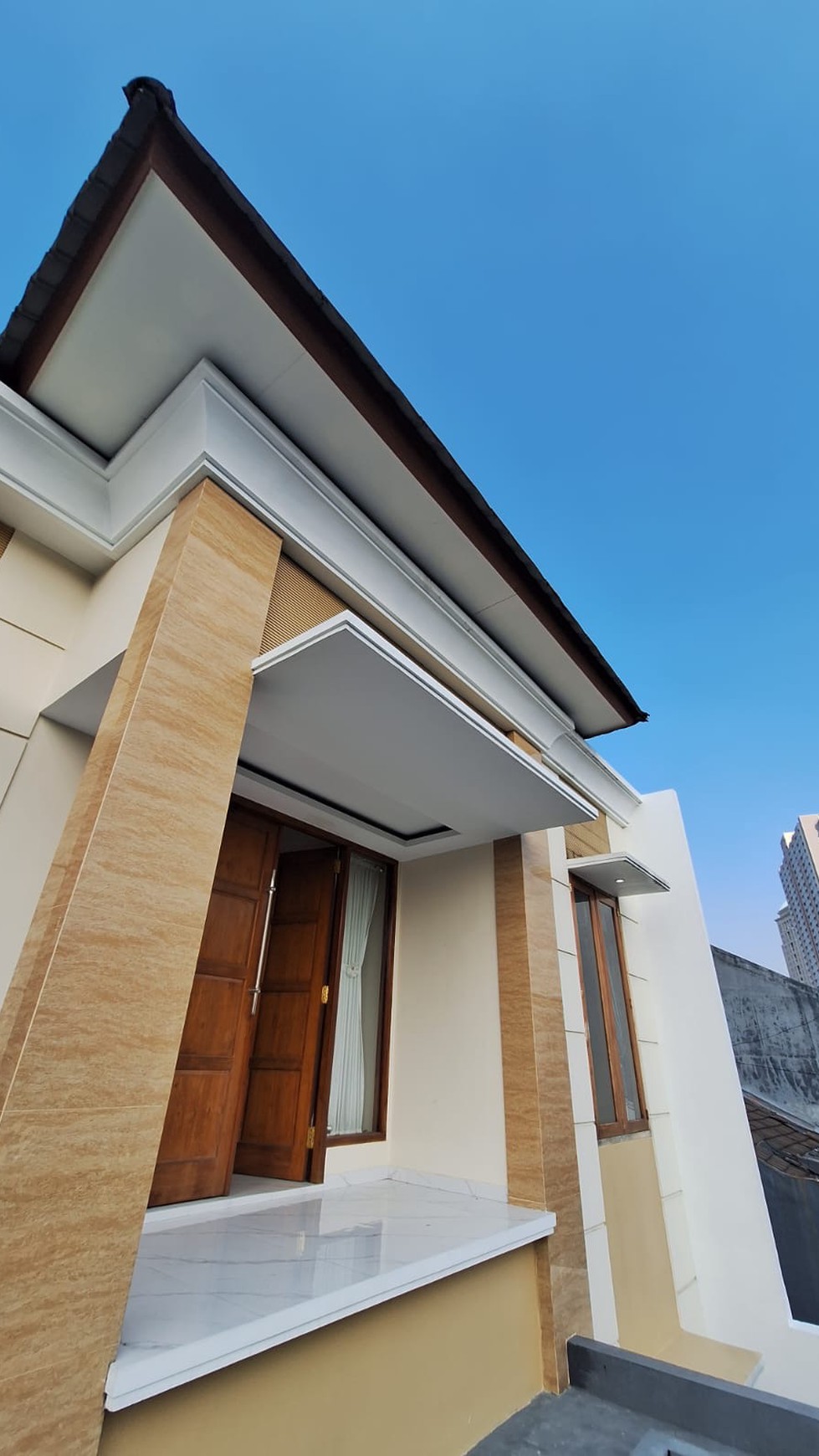 dijual rumah baru gress 2 lantai minimalis darmo permai