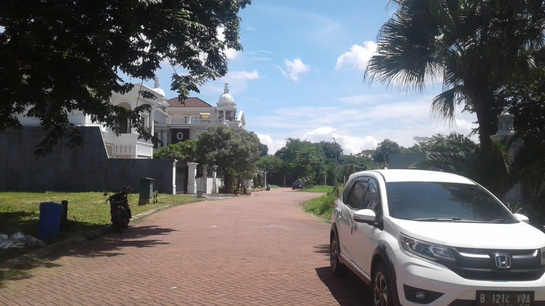 TANAH BAGUS JALANAN BESAR DI CLUSTER GRAND GOLF IV MODERNLAND, TANGERANG