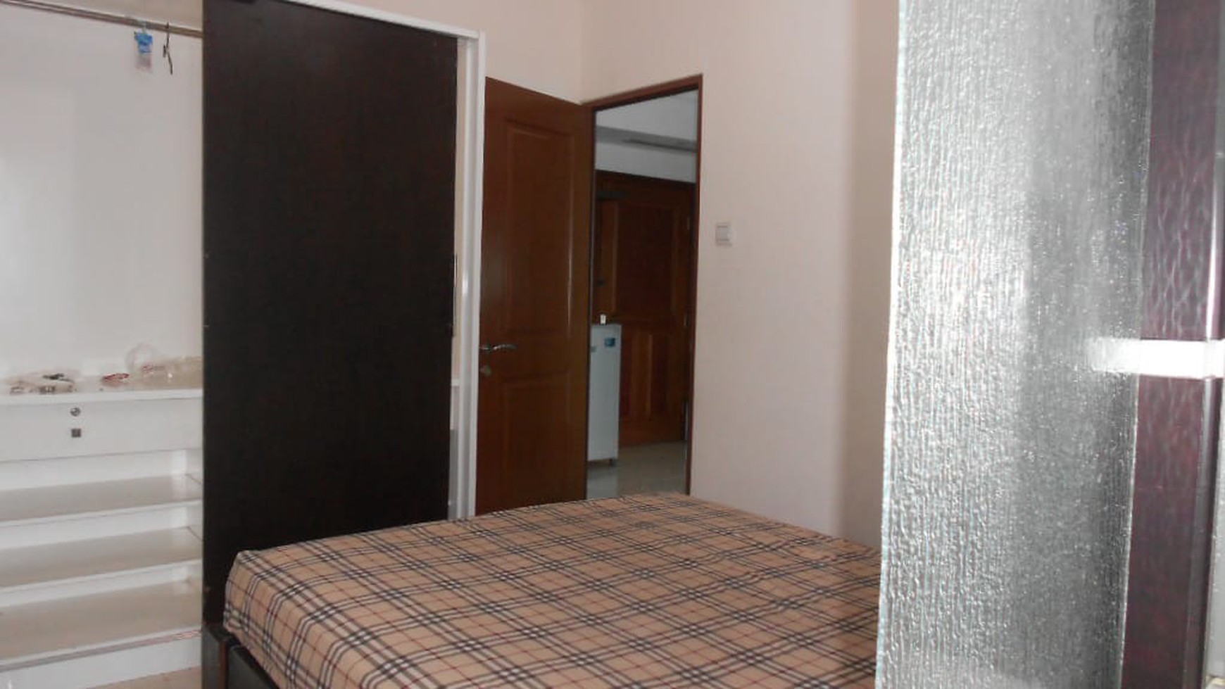 Sewa Apartment Galeri Ciumbuleuit 1 2 BR Semi Furnished, Bandung