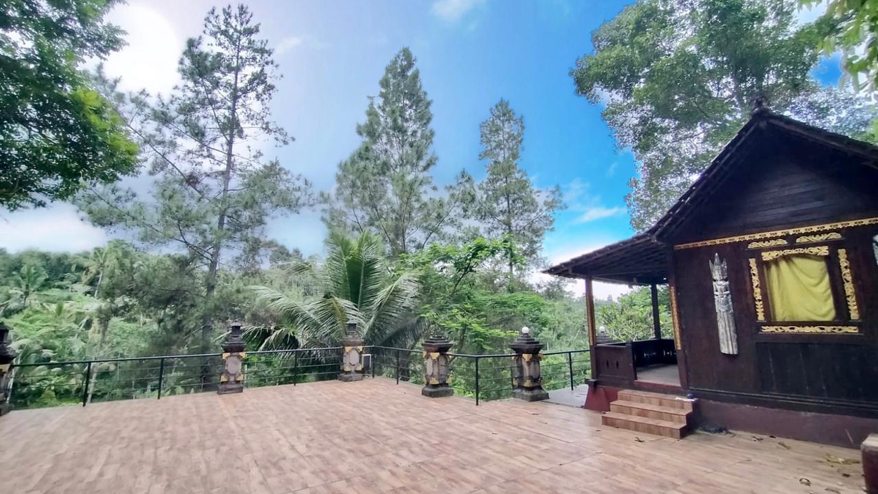 Exclusive Offer: Former Hotel on 8.134 Sqm of Freehold Land with Breathtaking Jungle Views and Renovation Potential 