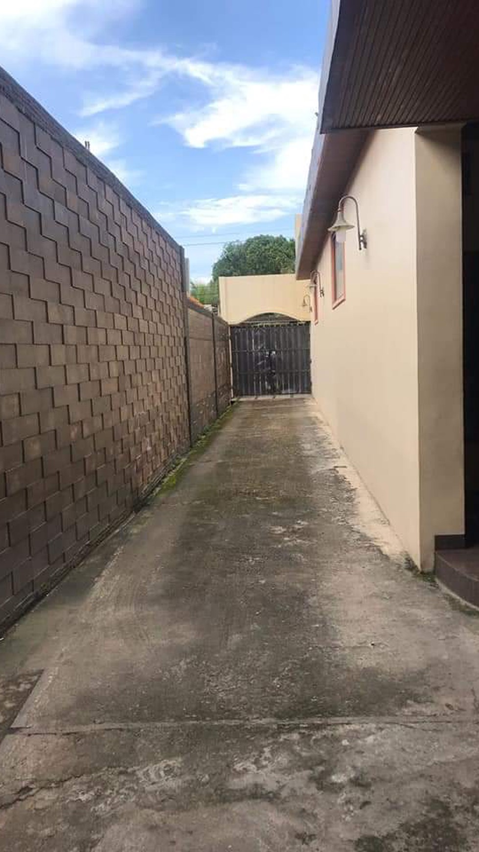 dijual rumah mewah gang PU