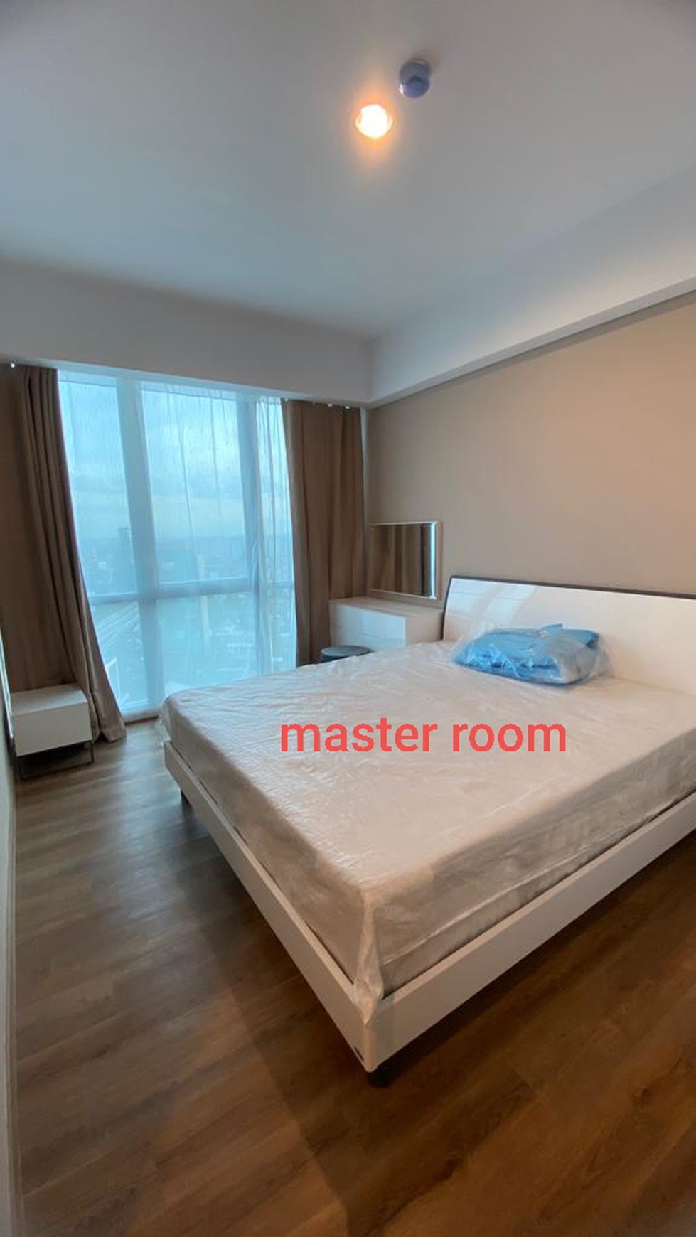 Dijual Apartemen Full Furnish  di Holland Village 1, Jakarta Pusat