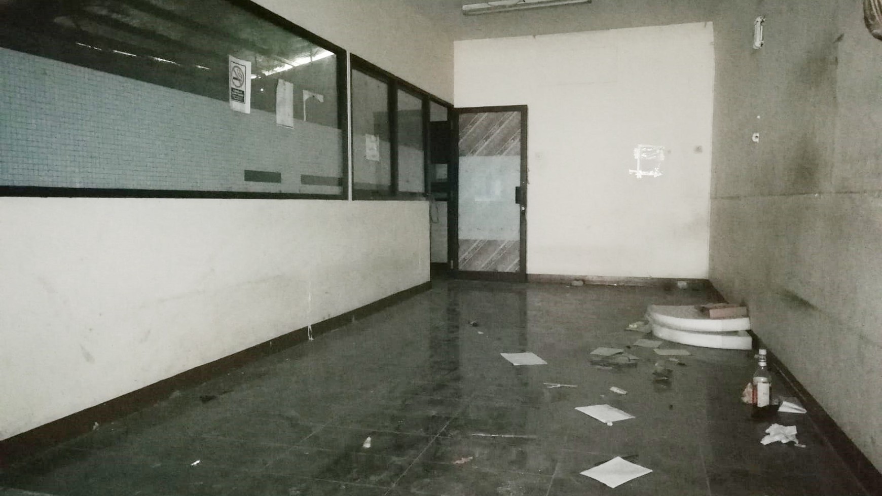 Dijual Gudang Lokasi Strategis Pinggir Jalan Raya Jombang, Pondok Aren