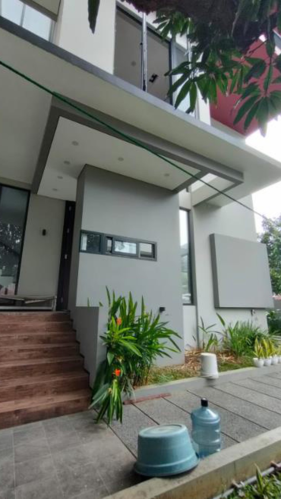 Rumah Mewah Kayu Putih Jakarta Timur