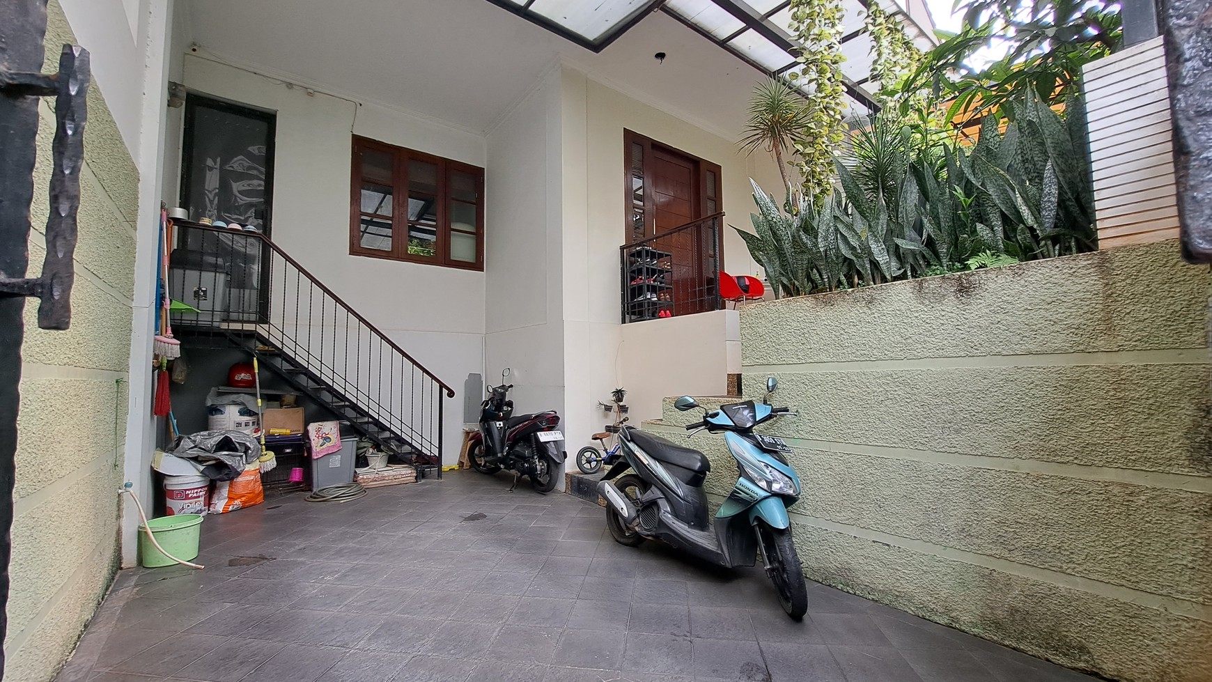 Rumah di daerah ekslusif Jagakarsa Jakarta Selatan
