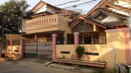Rumah Semi Furnish 5 Kamar di Villa Nusa Indah Gunung Putri Bogor 