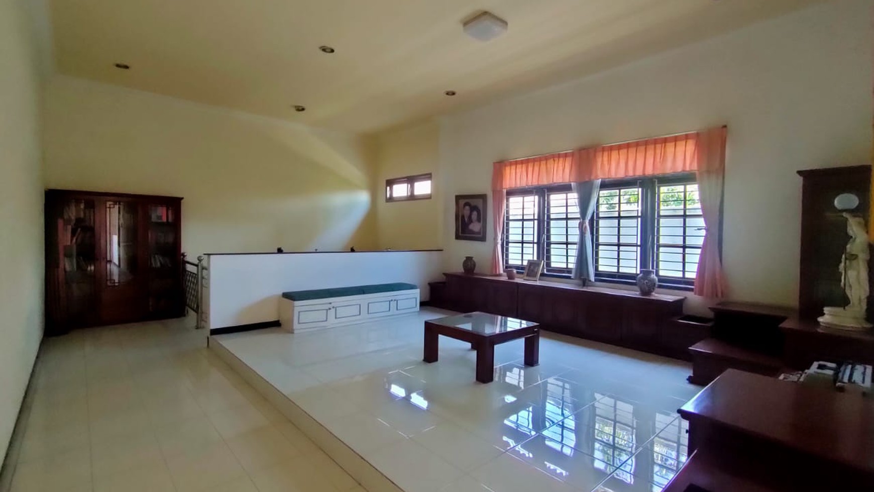 DIJUAL RUMAH CANTIK DI MANYAR JAYA 