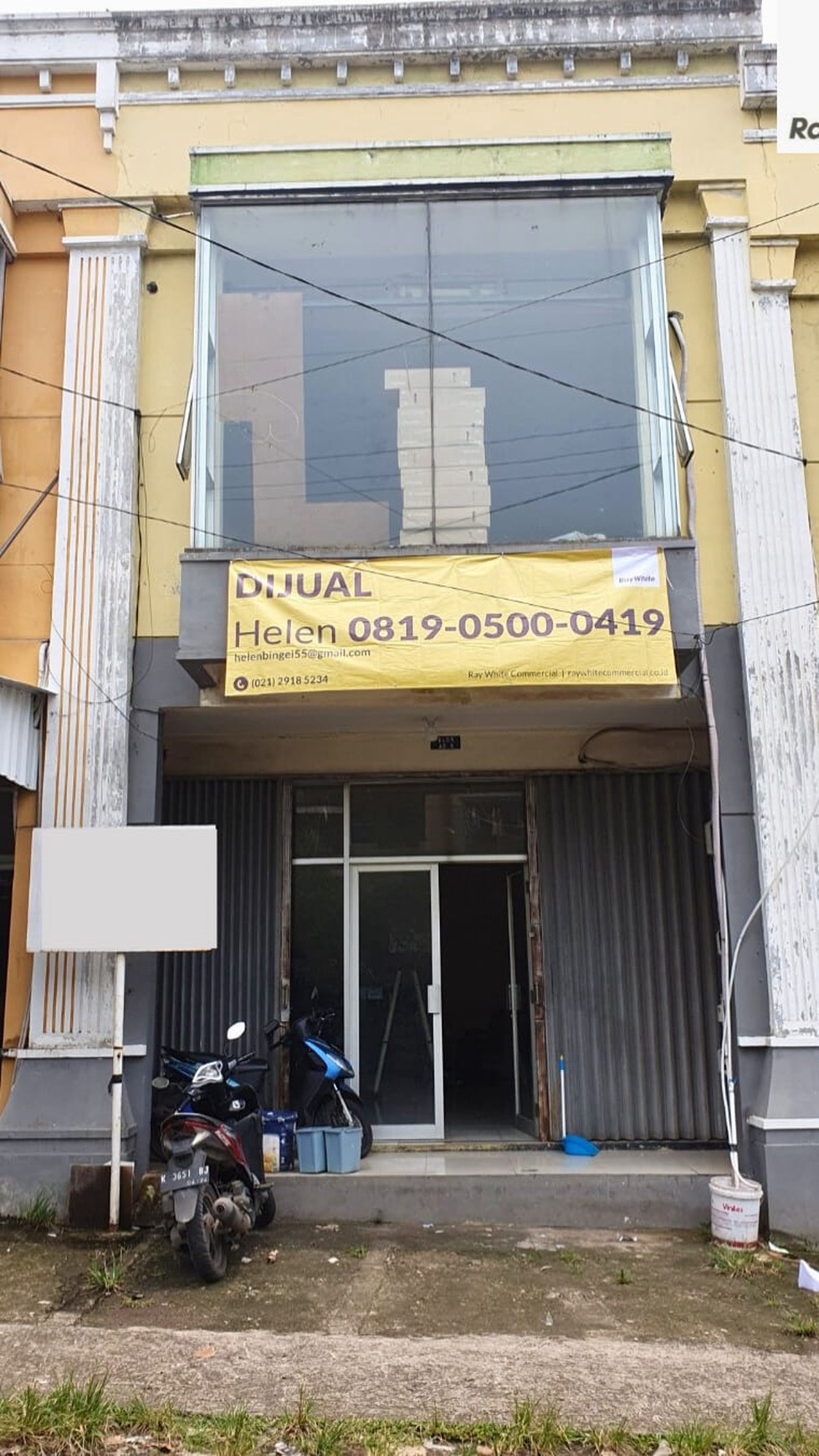 Dijual cepat Ruko 2 lantai  siap pakai di Perumahan Cibinong City , di jalan Raya Sukahati, Bogor