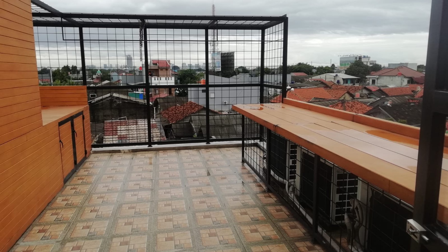 Rumah 4 Lantai Siap Huni dan Hunian Nyaman@Pondok Aren