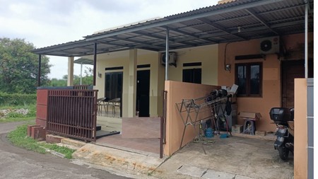 Rumah 1 lantai lokasi strategis di Bintaro