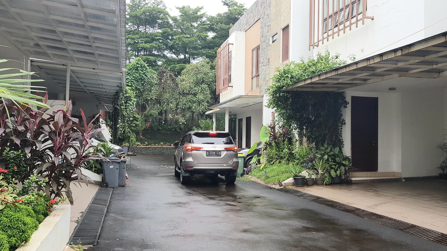 Rumah dalam town house Siap huni di Cilandak Jakarta Selatan. 