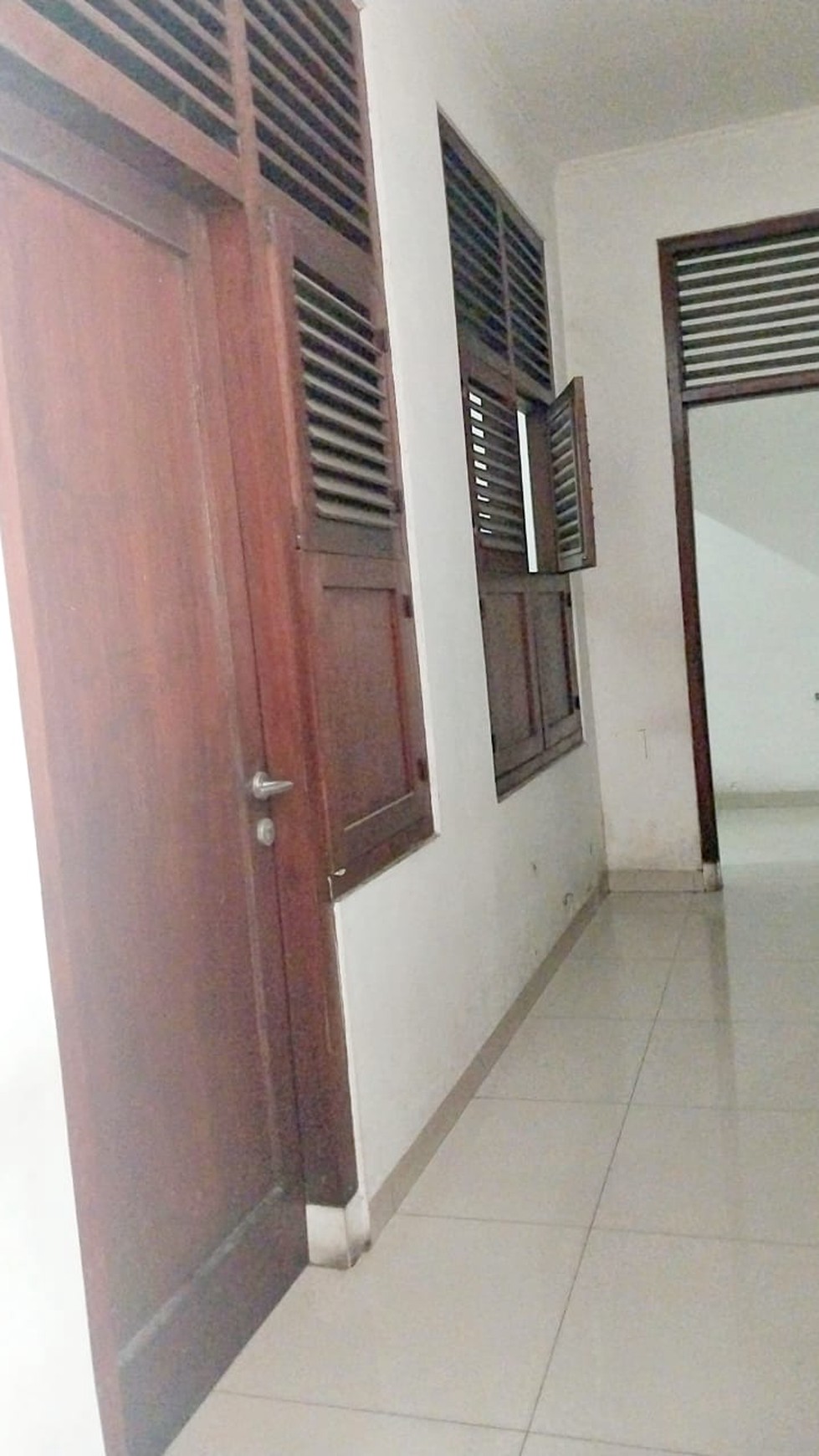 DIJUAL RUMAH TINGGAL SEKALIGUS USAHA KOST2AN