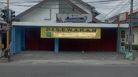 Disewakan Ruko 2 Lantai di Kawasan Bisnis Jalan Godean 