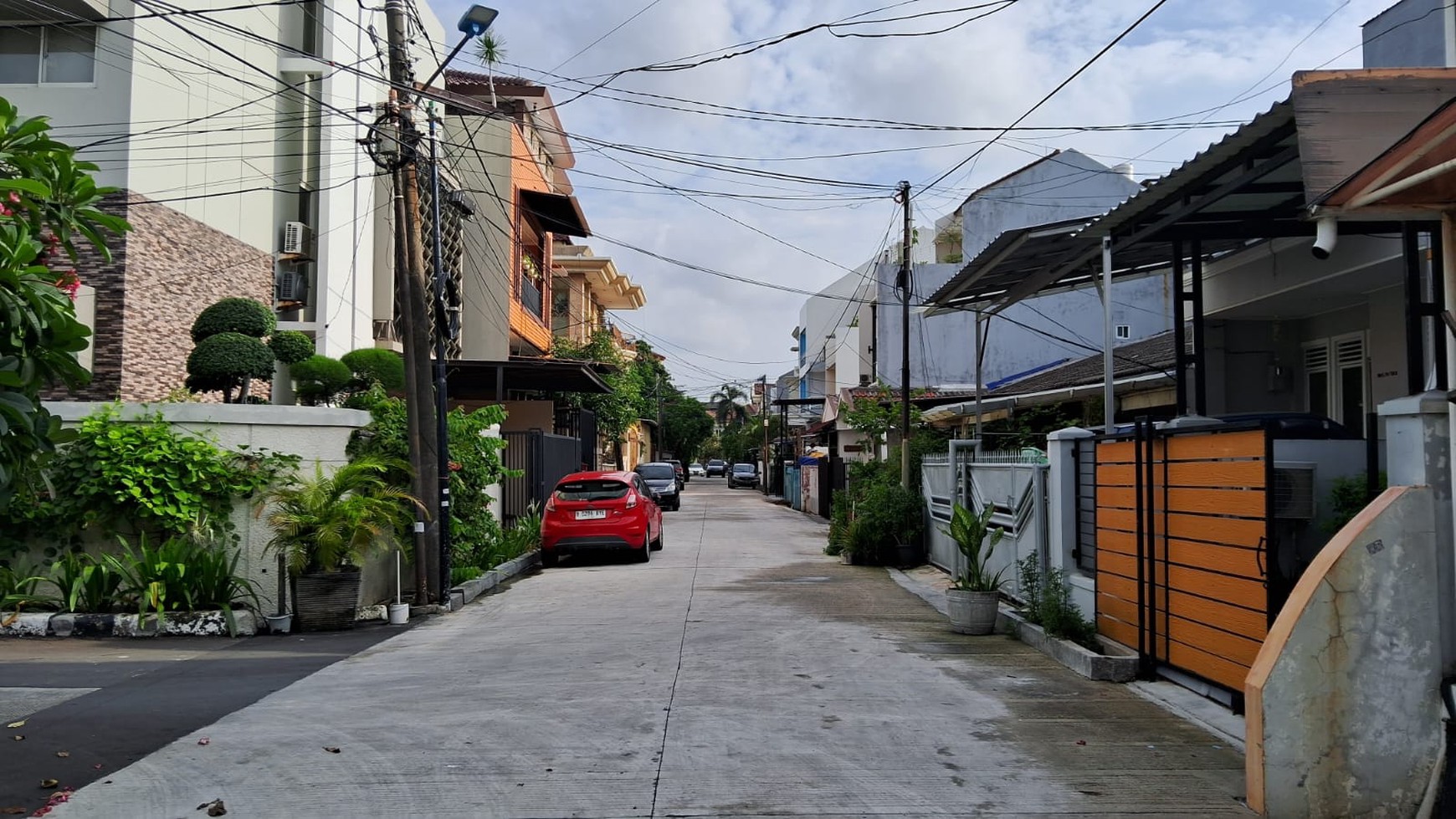 MURAH!! Rumah di belakang Mall Kelapa Gading 2,3 Miliar 2 Lantai Full Siap Huni