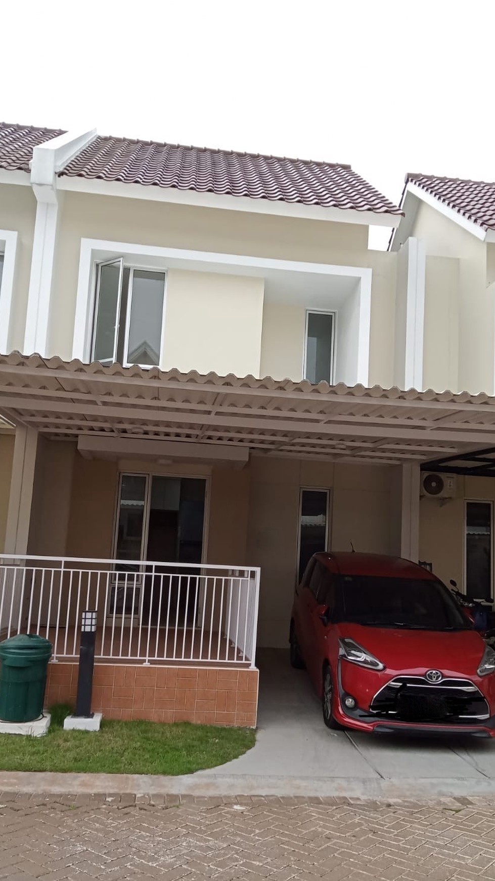 Dijual rumah  Minimalis 2 Lantai Siap Huni Di Gading Serpong