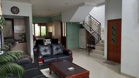 RUMAH BAGUS DI KENCANA LOKA BSD CIty TERMURAH