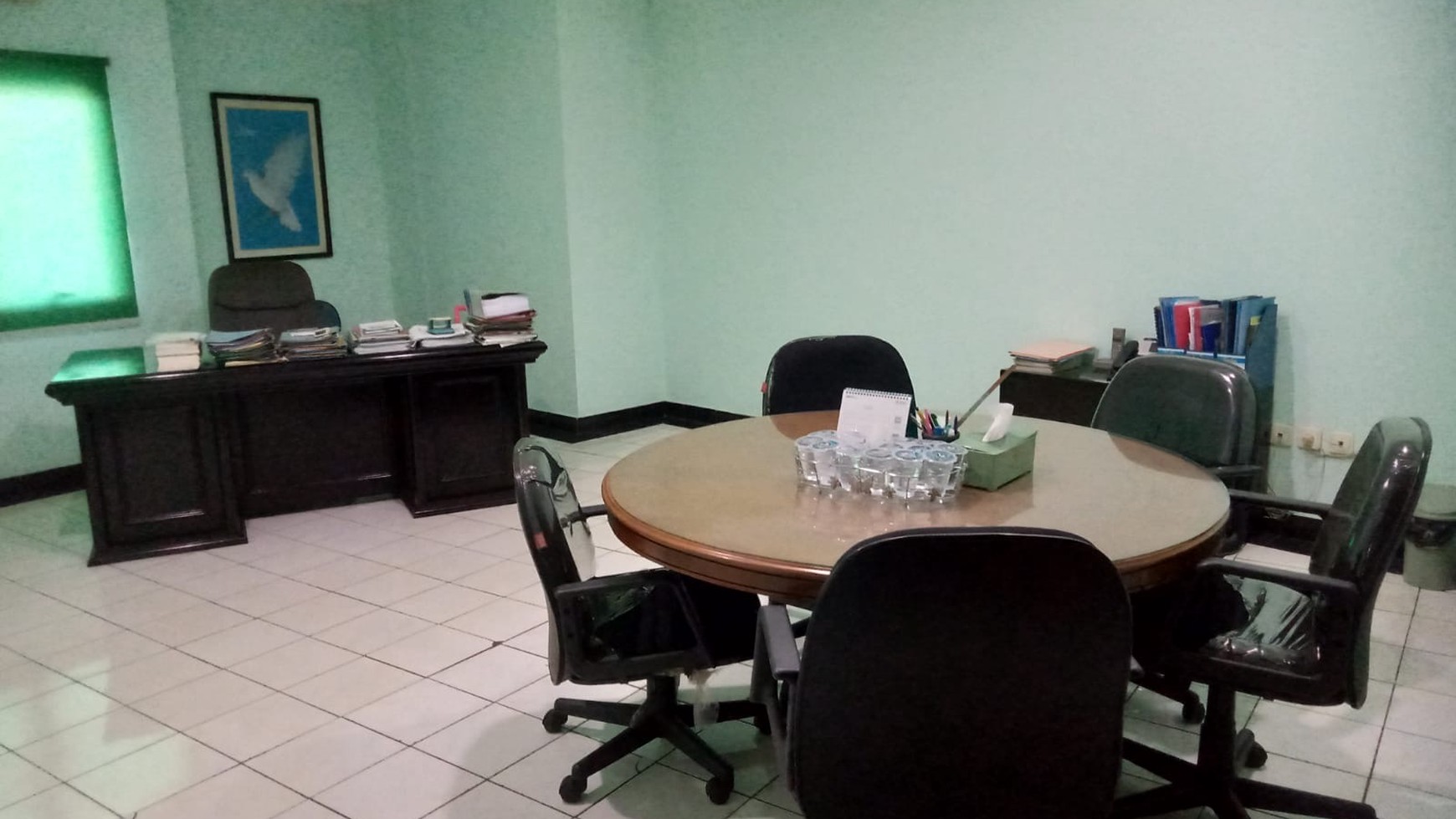 Termurah, Dijual Tanah 812 m2 , Bonus Gedung Kantor di Kebun Jeruk,  Jakarta Barat