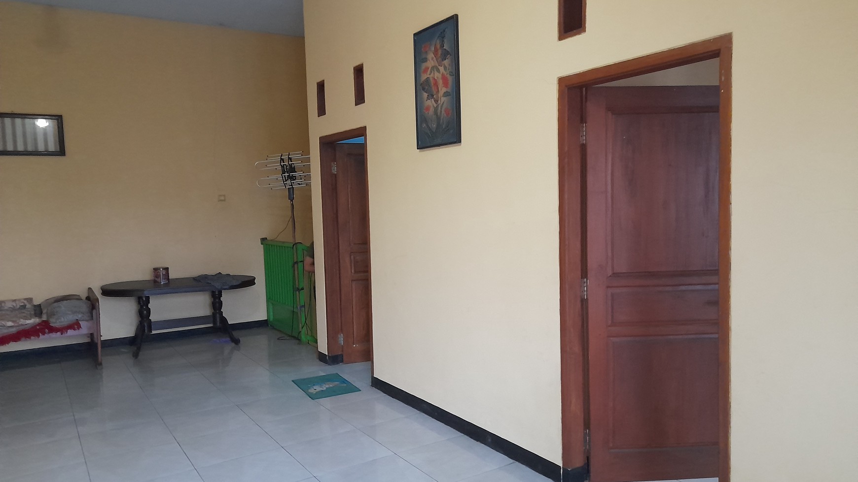 Rumah Keluarga Ideal 2 Lantai Jombang Kota