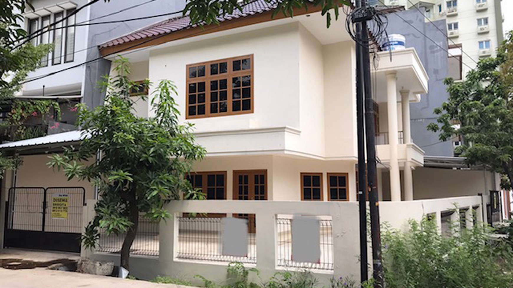 Rumah Hoek Puspa Gading, Kelapa Gading Luas 13x17m2