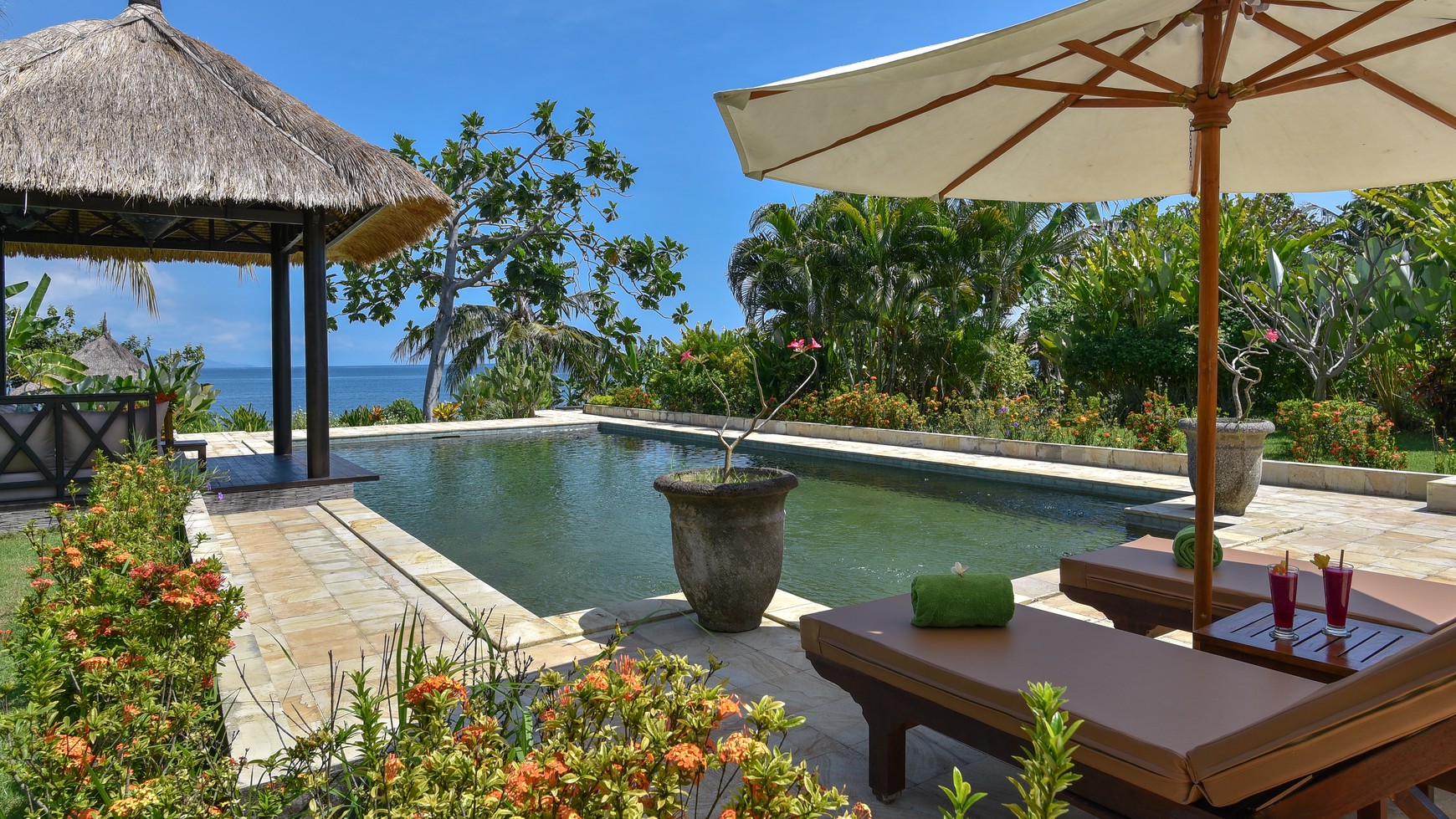 -SOLD- Absolute Beachfront Villa in Umeanyar. Motivated Seller! 