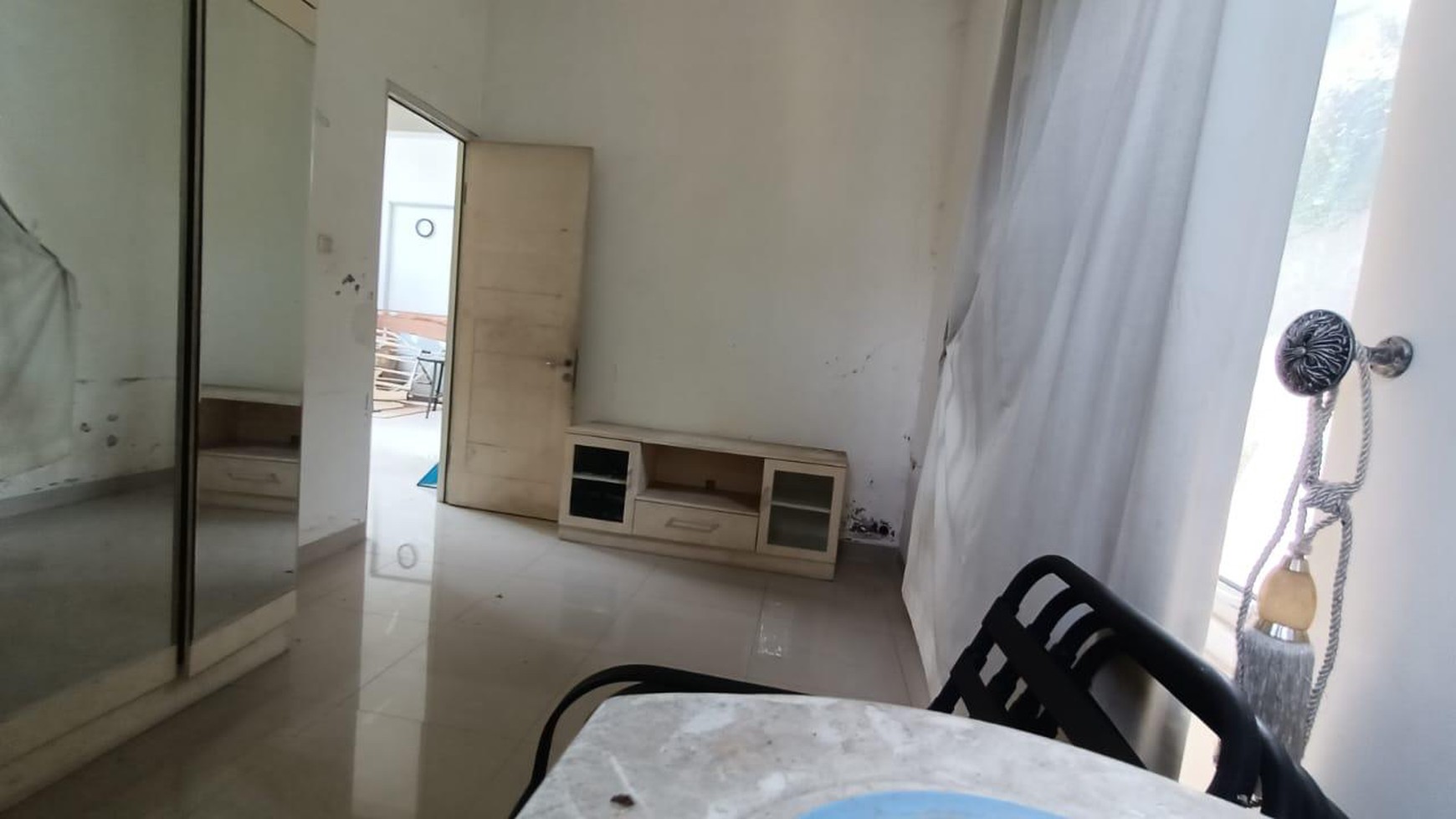 Rumah Hook Minimalis kondisi Siap Huni dan Hunian Nyaman @Graha Raya