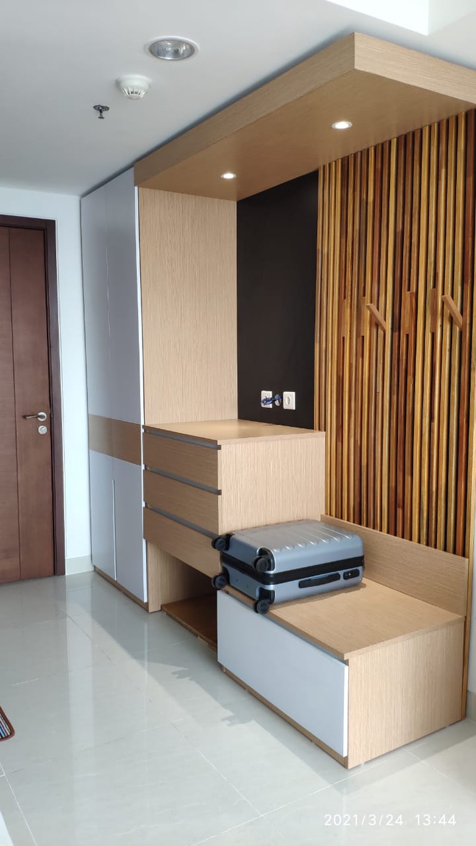 DIJUAL CEPAT APARTMENT THE CREST WEST VISTA