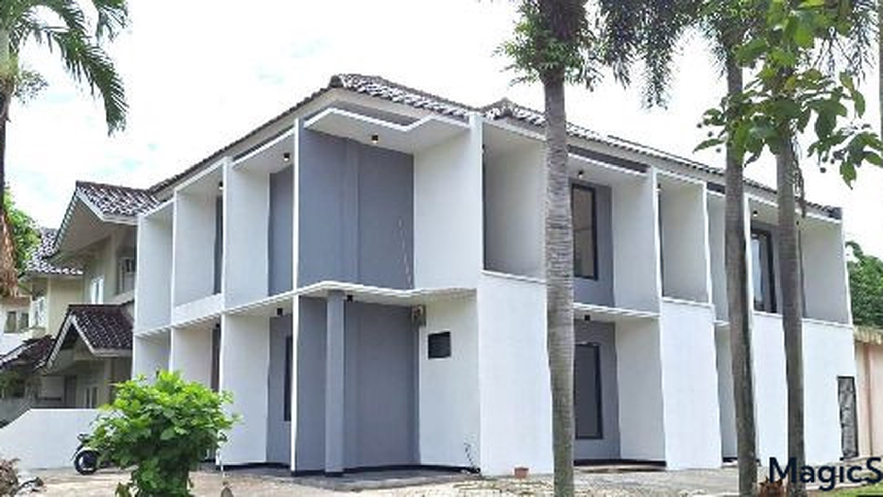 Dijual Rumah baru, mewah, cantik dan elegant di Taman Bromo Lippo Karawaci, Tangerang