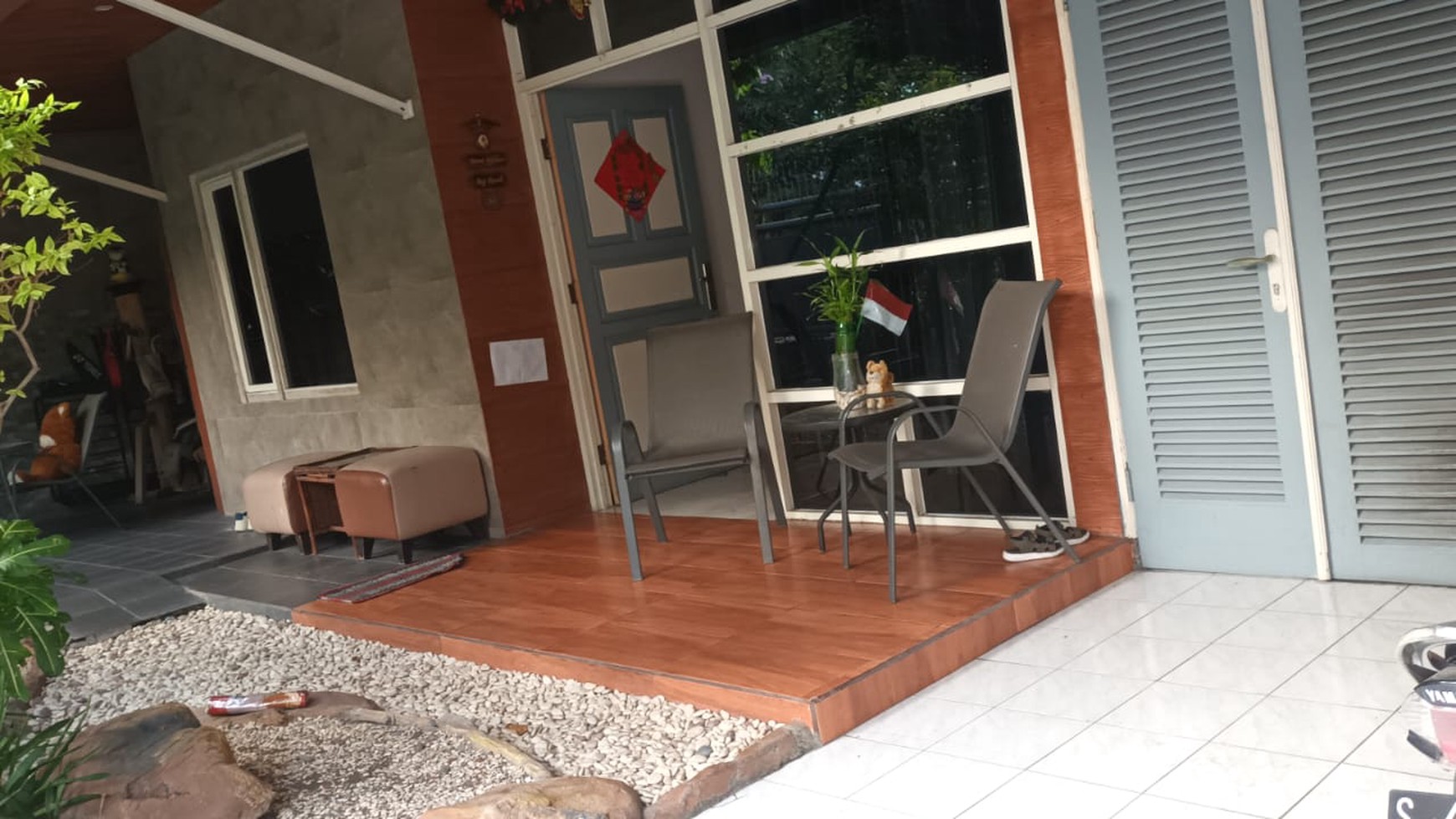 Rumah Luas Darmo Baru Timur Surabaya