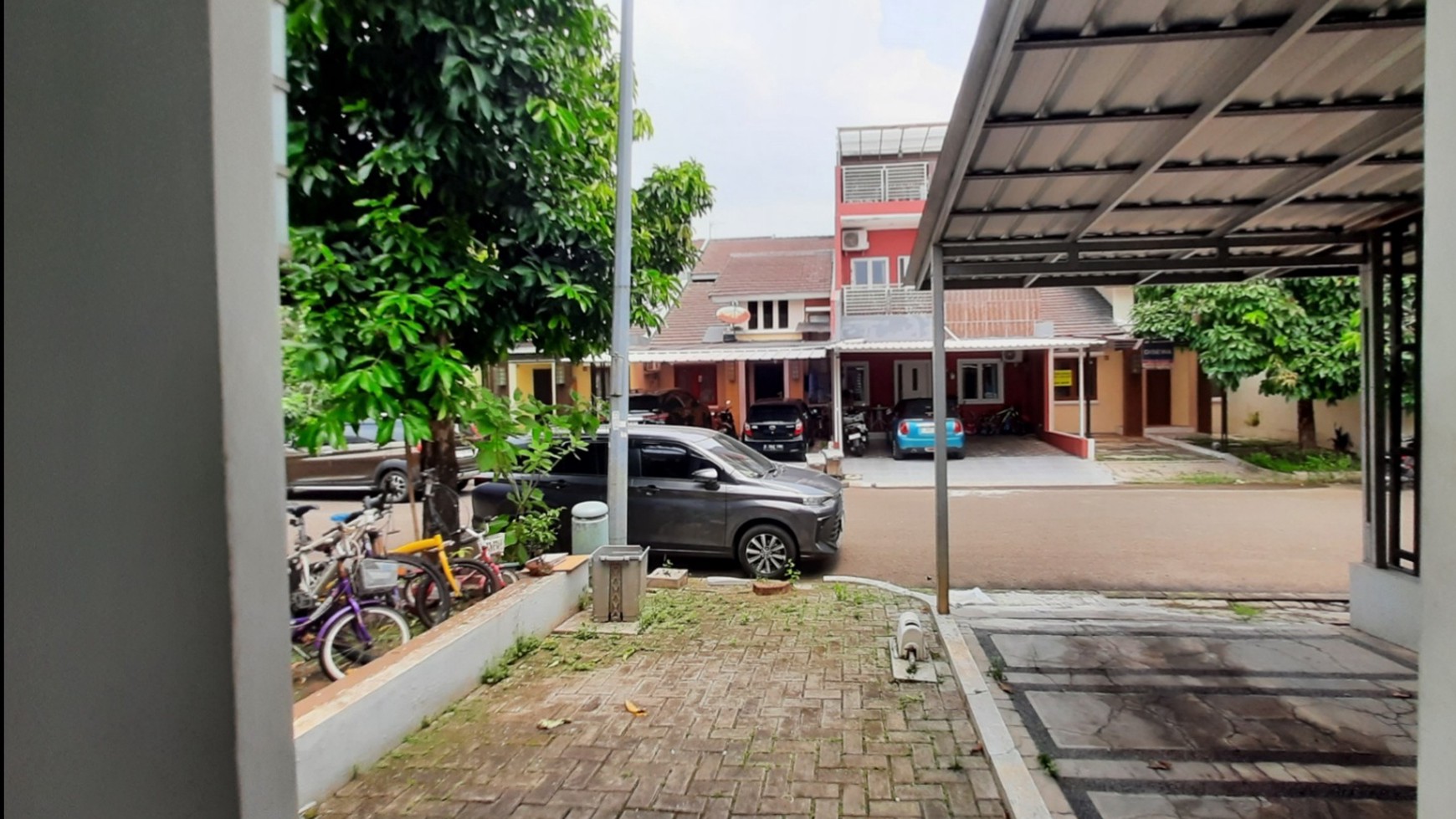 Rumah Minimalis Siap Huni di Grand Wisata Bekasi: Dekat Masjid dan Lokasi Strategis