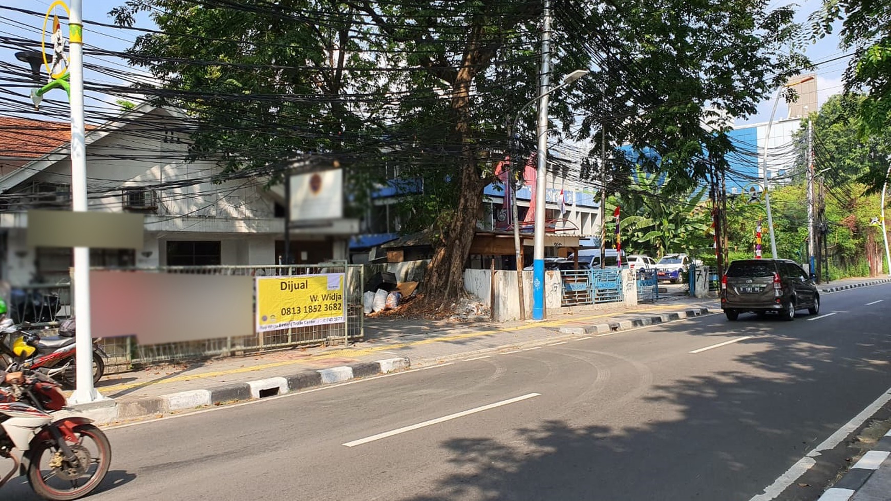 Rumah Pinggir Jalan dan Cocok Untuk Kantor @Jl Tanah Abang