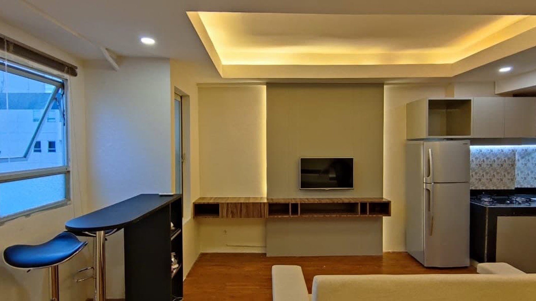 Disewakan  Bulanan Apartemen Puncak Permai BARU RENOVASI, LUX INTERIOR