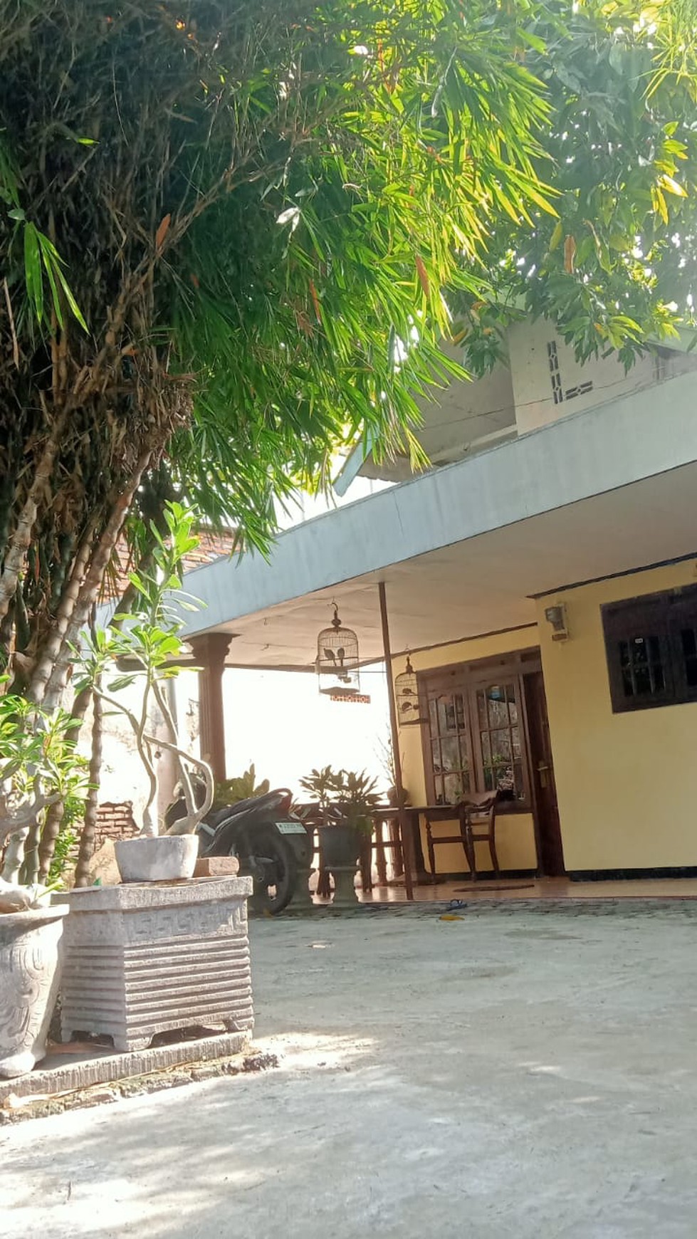 1677. Rumah Wadungasri Dalam Waru Sidoarjo